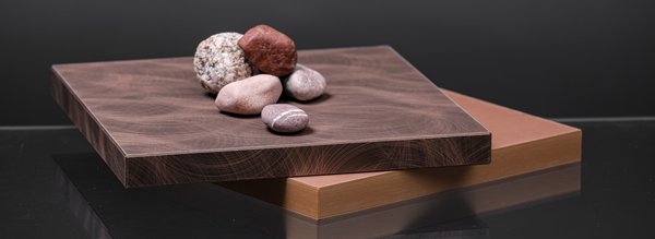The Homapal SRM surface – a scratch-resistant metal-HPL for horizontal applications 